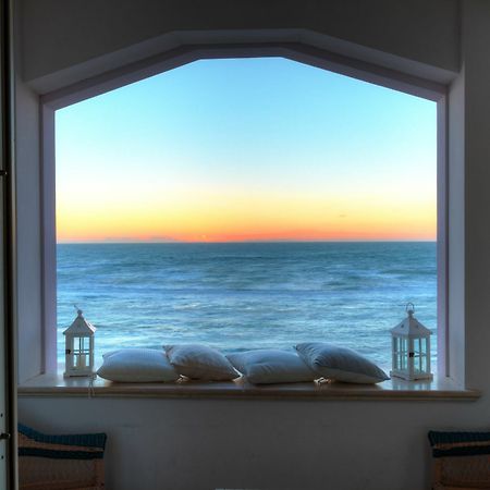 Villa Lilla Sulla Spiaggia Di San Vincenzo Luxury ภายนอก รูปภาพ